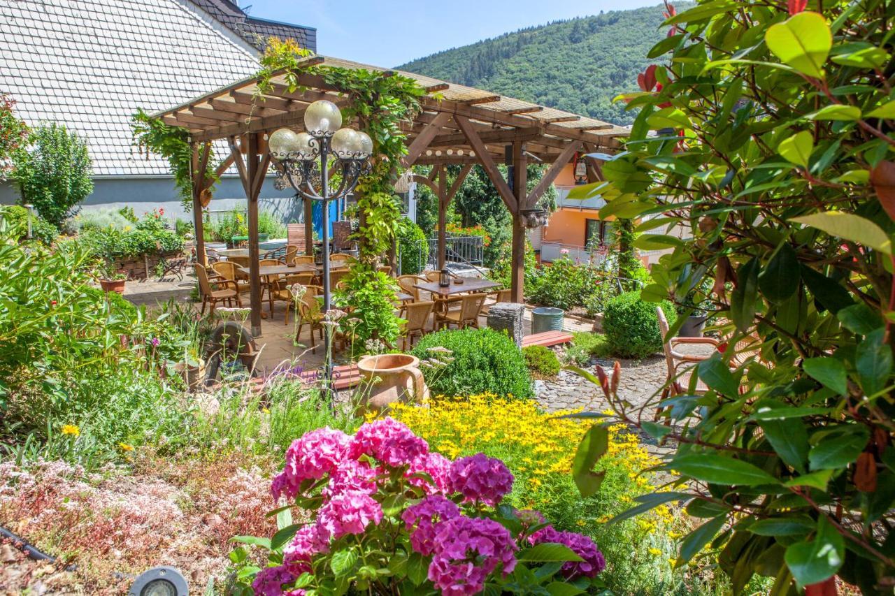 Weinhotel Hubertus Garni Klotten Luaran gambar