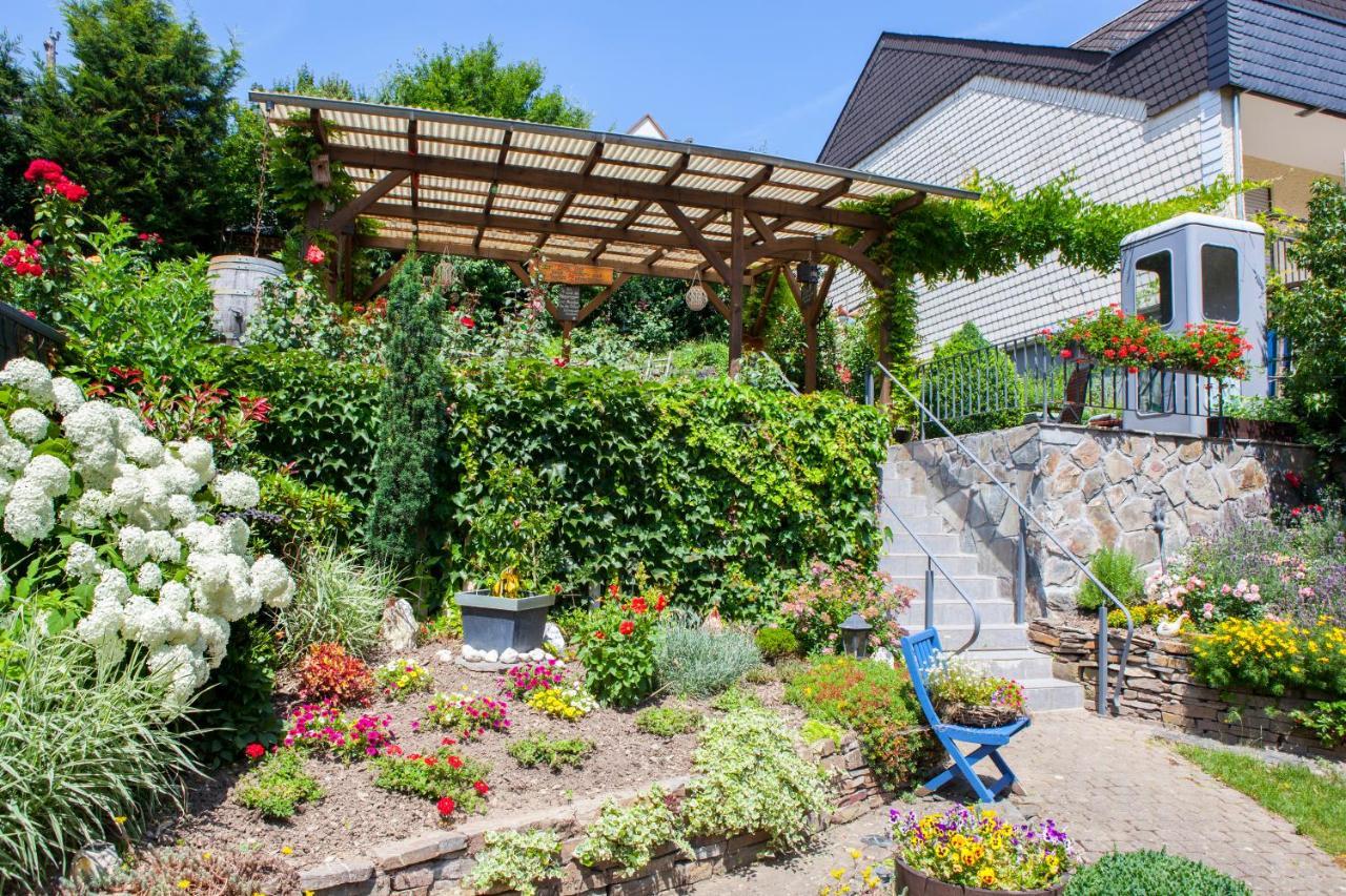 Weinhotel Hubertus Garni Klotten Luaran gambar