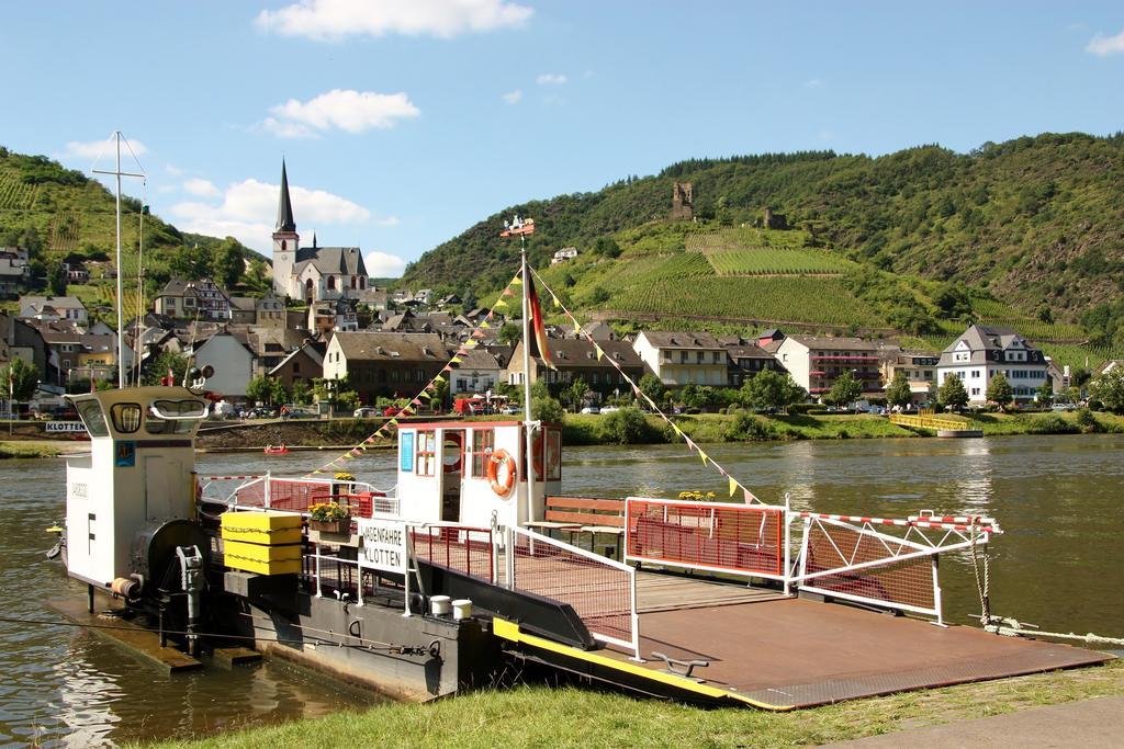 Weinhotel Hubertus Garni Klotten Luaran gambar