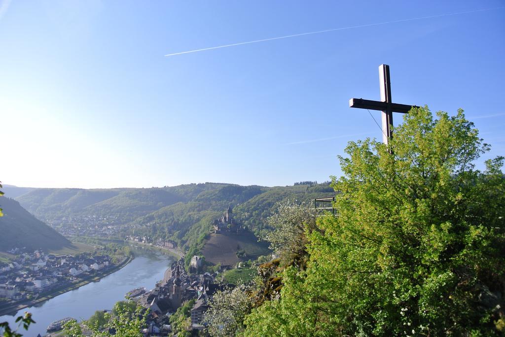 Weinhotel Hubertus Garni Klotten Luaran gambar