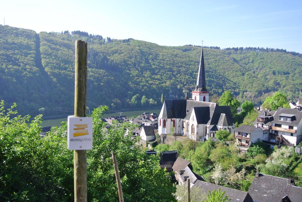 Weinhotel Hubertus Garni Klotten Luaran gambar