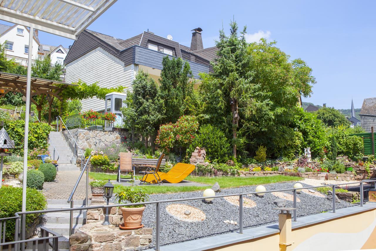 Weinhotel Hubertus Garni Klotten Luaran gambar