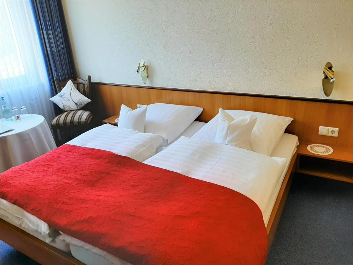 Weinhotel Hubertus Garni Klotten Luaran gambar