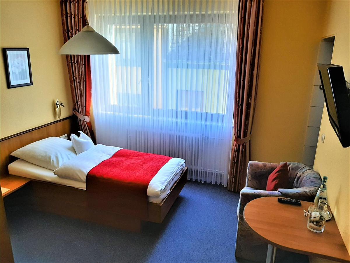 Weinhotel Hubertus Garni Klotten Luaran gambar